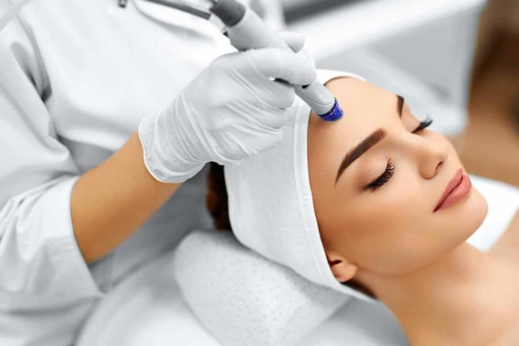 دورات التجميل اللاجراحي في تركيا اسطنبول