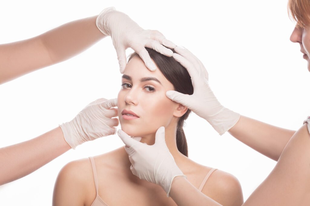 الخيوط التجميلية