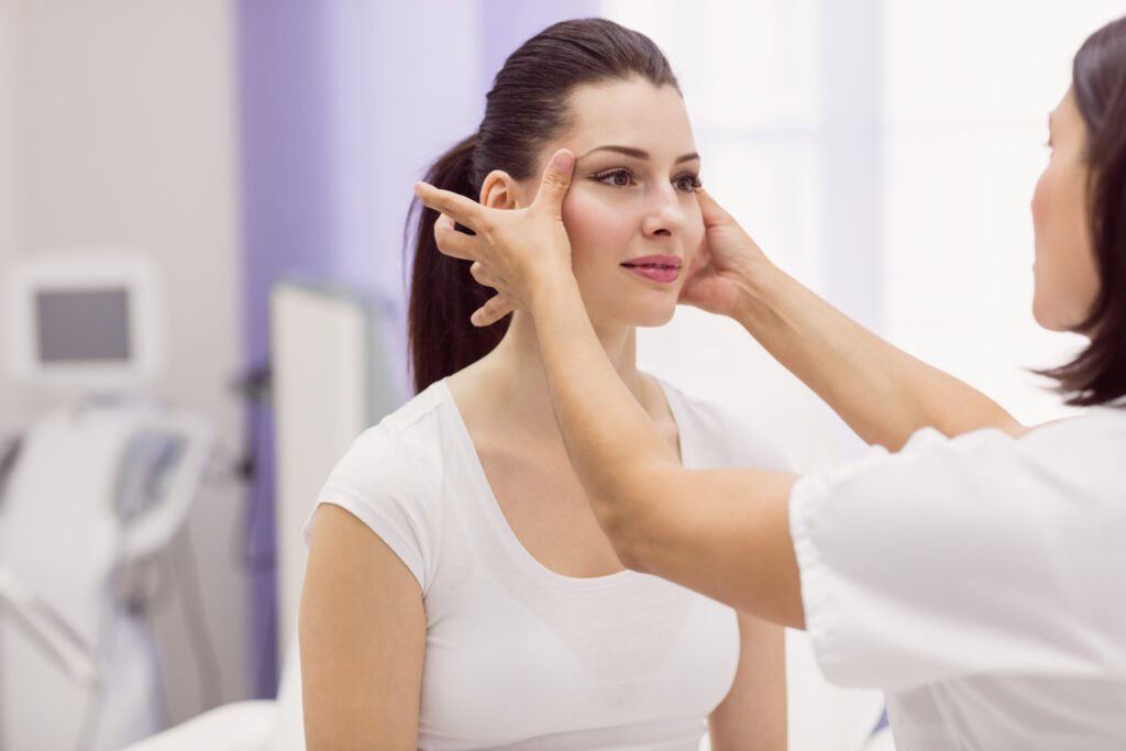 الخيوط التجميلية
